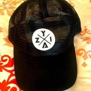 Zyia Classic Black Mesh Trucker Hat, Adjustable, NEW